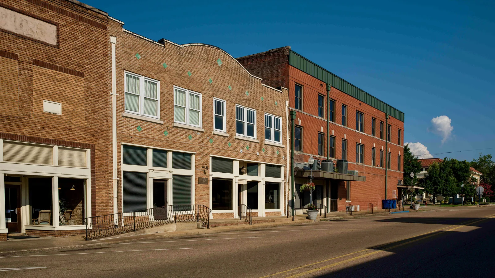 The Wood Eye Clinic building on Main Street in downtown Pontotoc